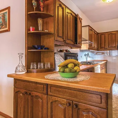 Holiday home In With Kitchen Pula